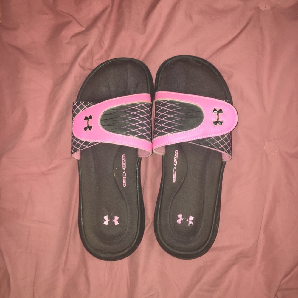 Under Armour - black and pink slides - 7